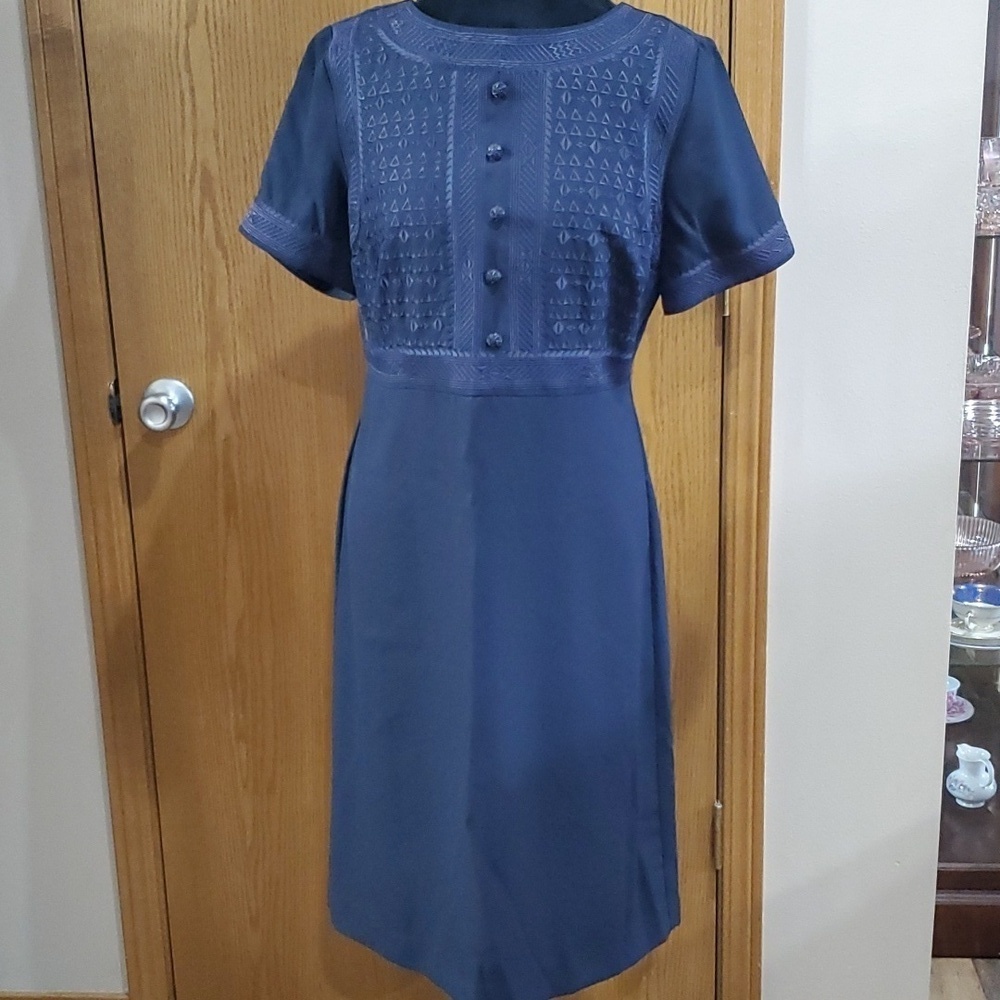 Vintage Sarah Elizabeth embroidered short sleeve navy dress